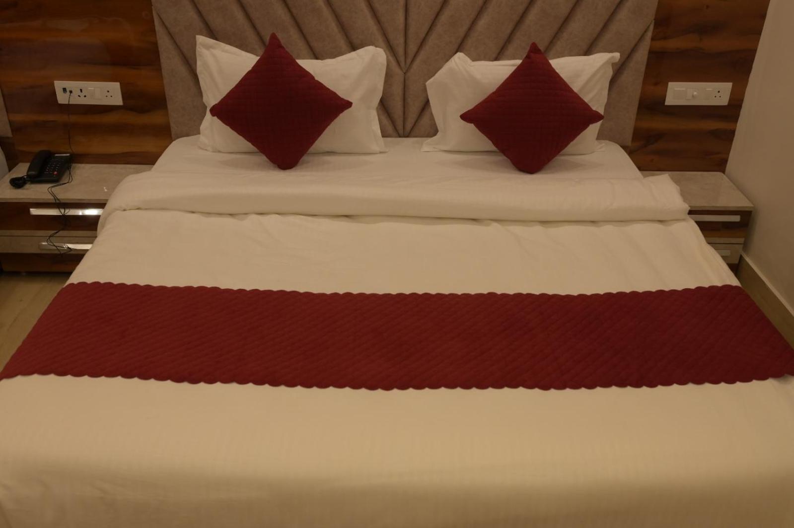 Hotel Udit Inn Rudraprayag Экстерьер фото