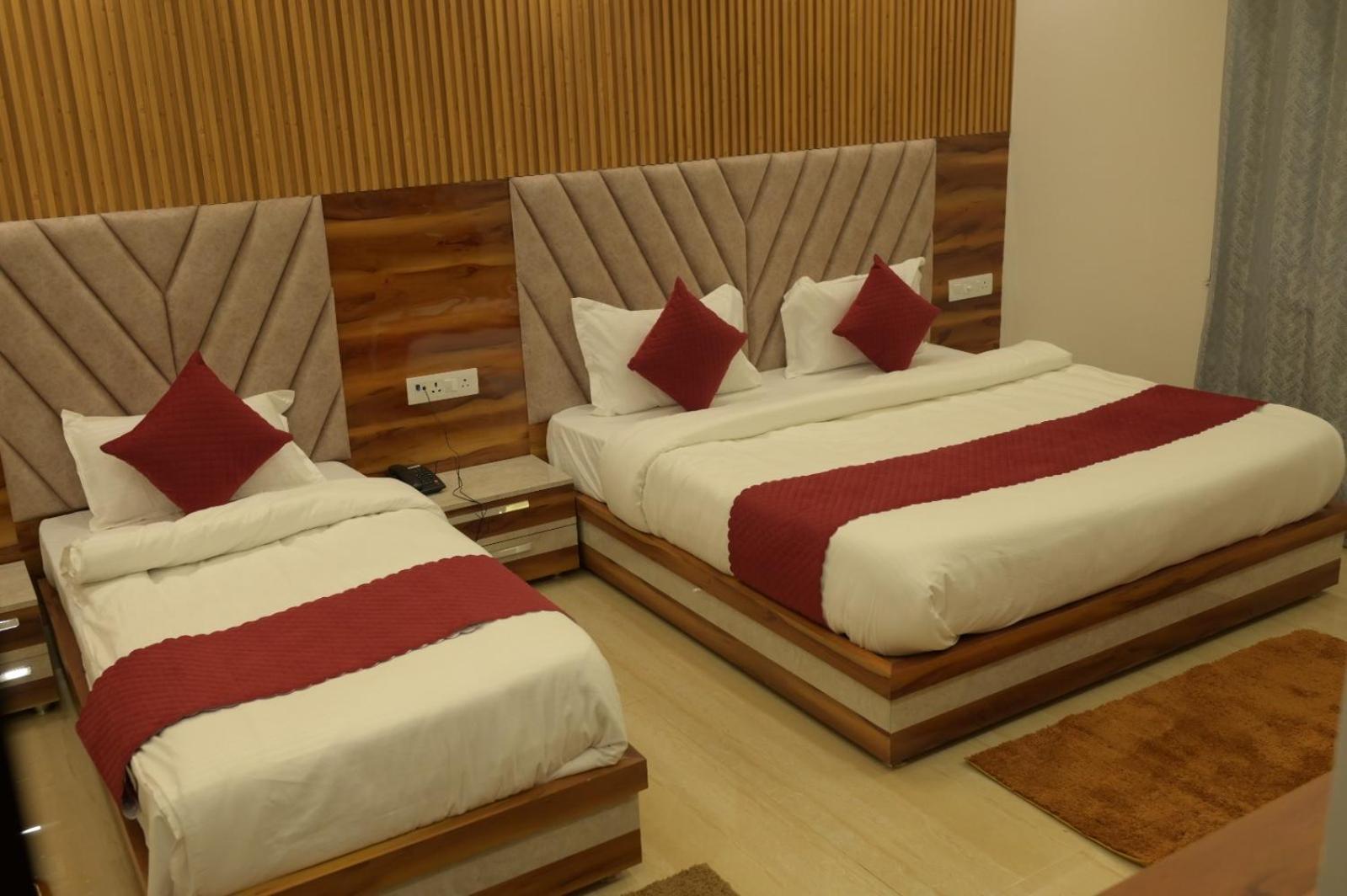 Hotel Udit Inn Rudraprayag Экстерьер фото
