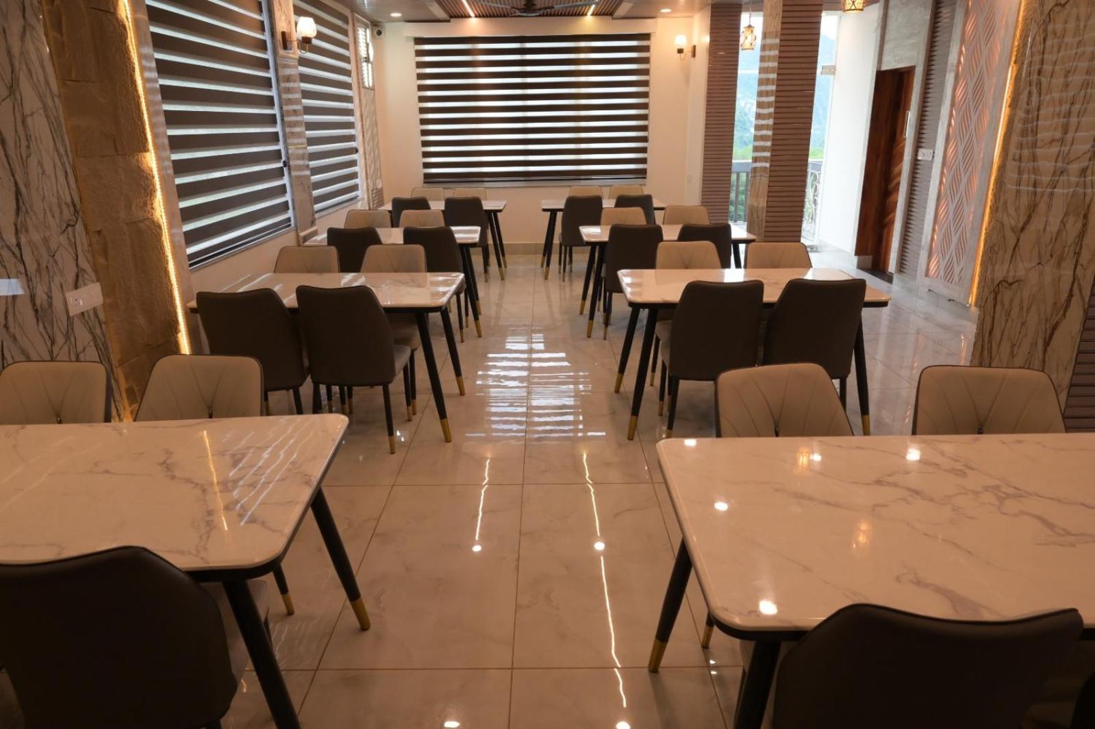 Hotel Udit Inn Rudraprayag Экстерьер фото